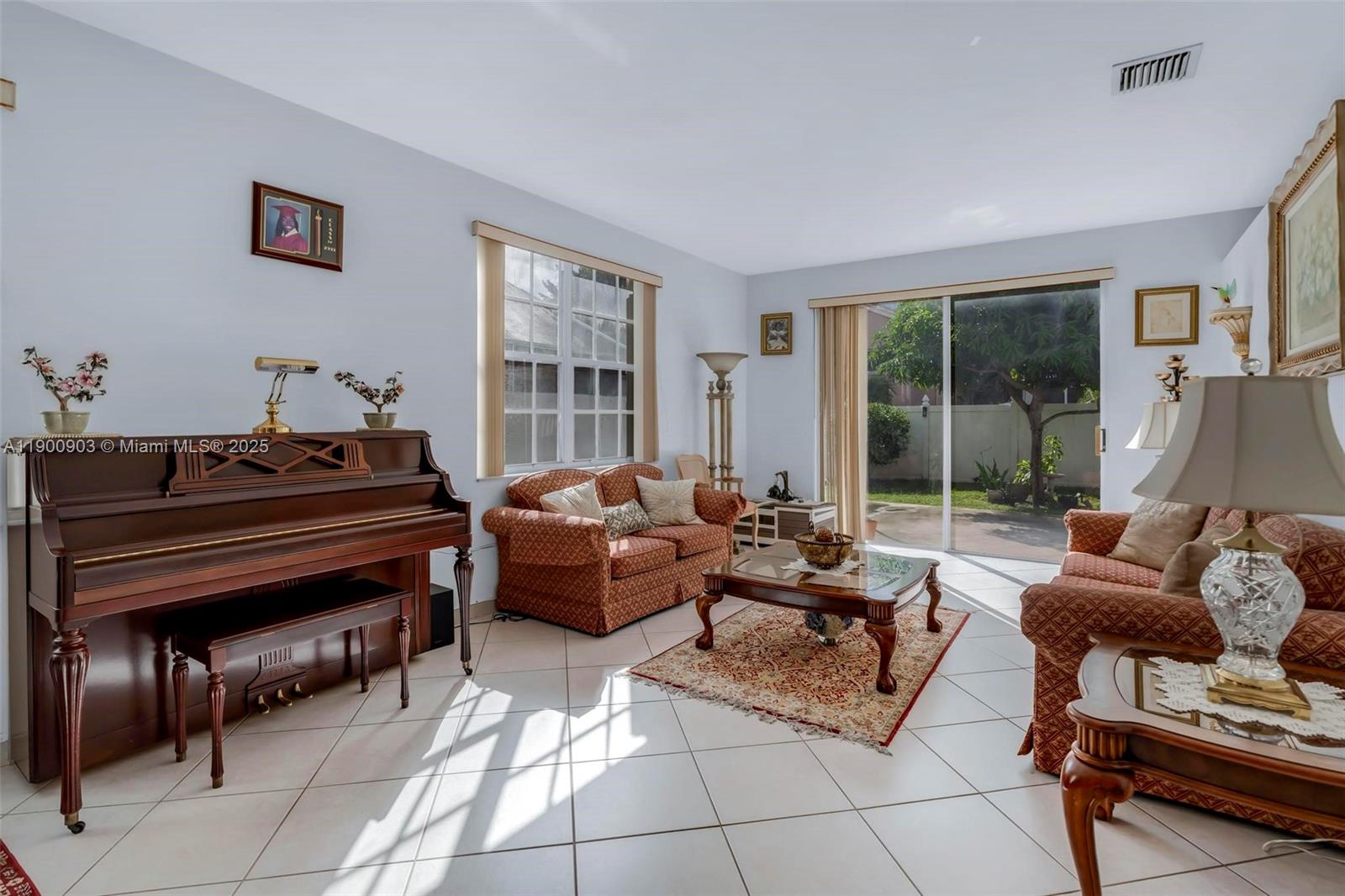 TOWNGATE - Residential