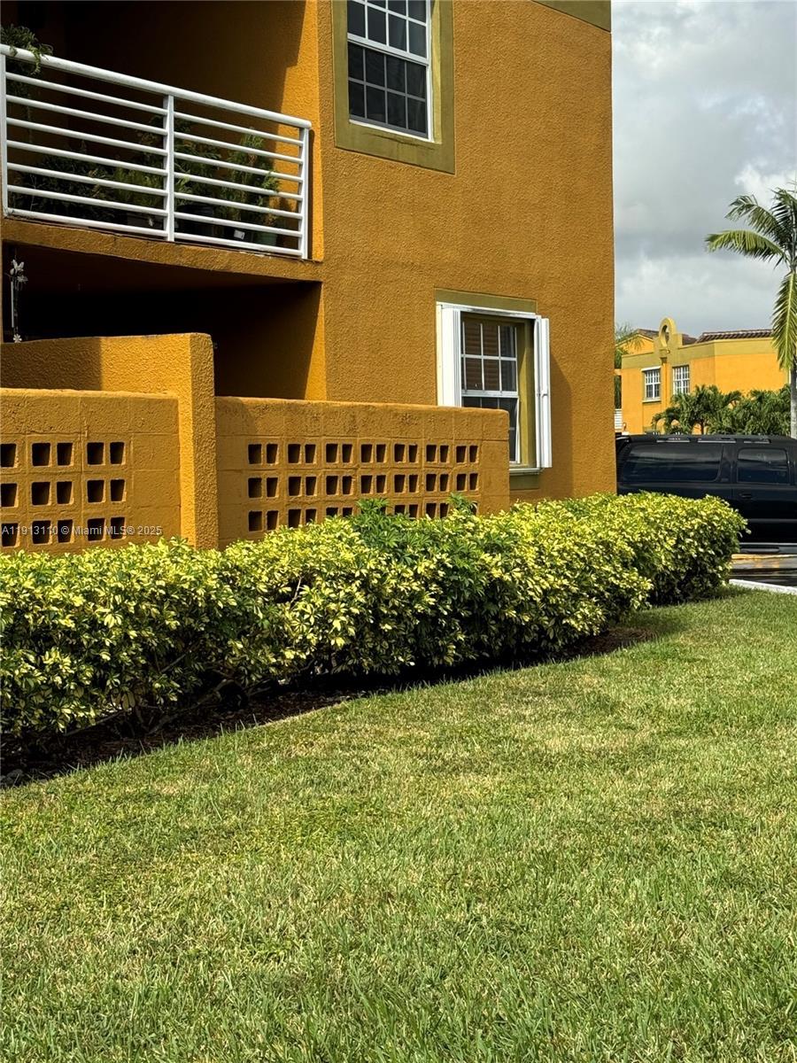 SOLEIL AT FONTAINEBLEAU C - Residential Lease