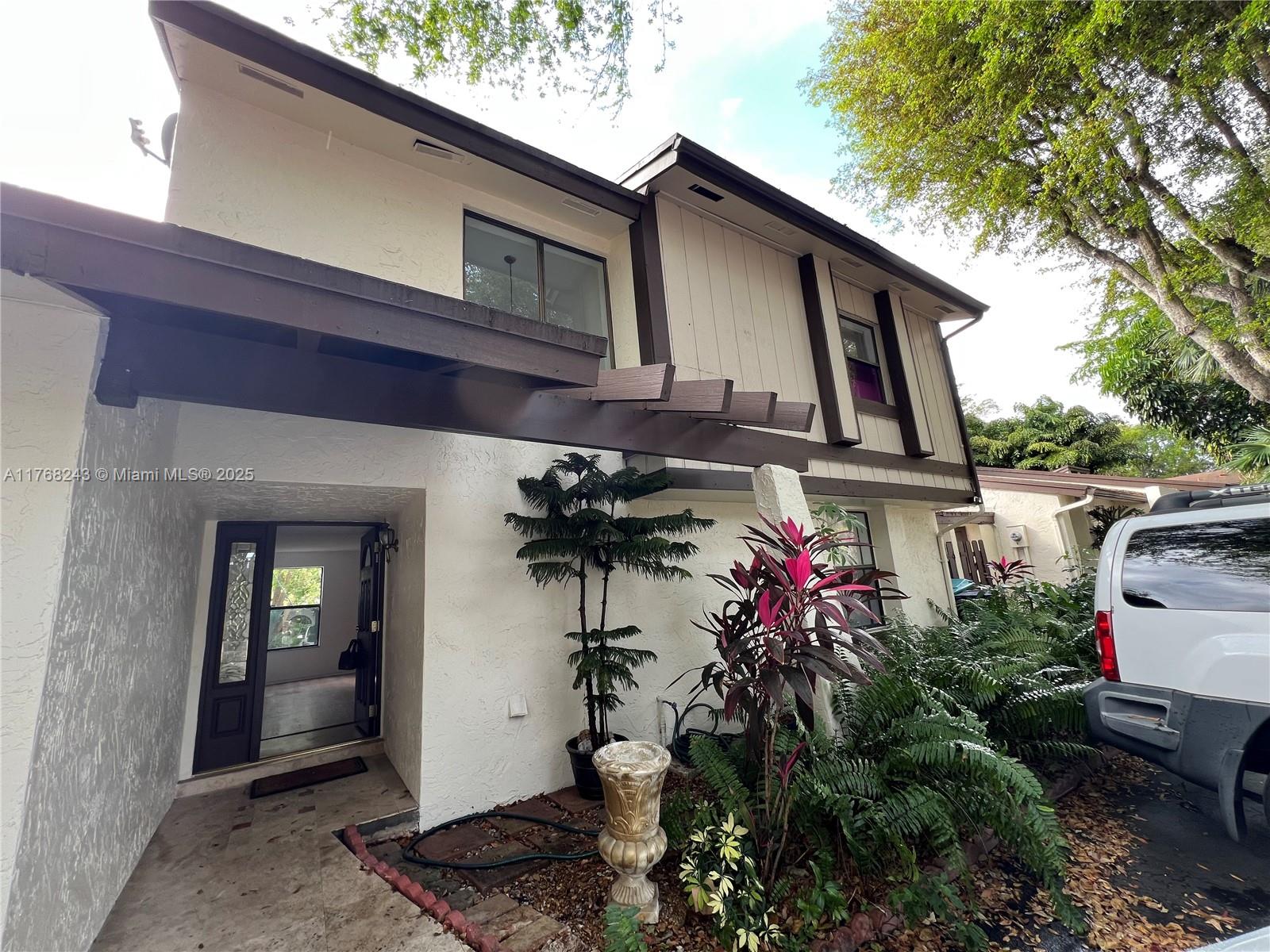 6834 Sw 128th Pl 6834, Miami, Broward County, Florida - 3 Bedrooms  
3 Bathrooms - 