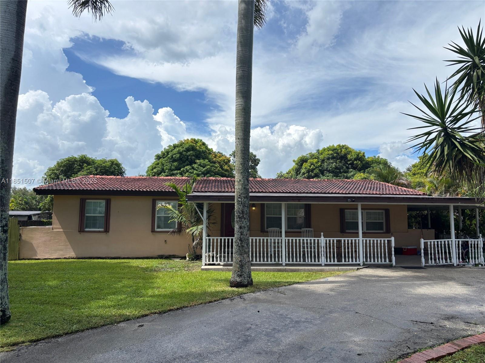 Nestled in almost an acre of land in an equestrian community, this house is ready for you to make your home. Plenty of fruit trees (Mango, Avocado, Coconut, and more ) to pick from in your own backyard. Trails leading to Long Key Natural Preserve, Vista View Park, Flamingo Gardens and more from your own front door. Conveniently located near I75, 595, Sawgrass, and US 27.