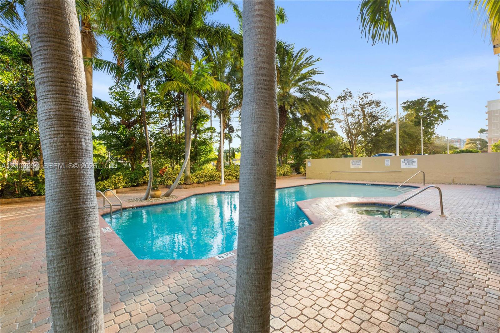 CORAL PLAZA OF MIAMI COND - Residential