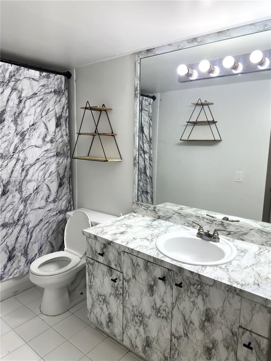 LOS SUENOS CONDO - Residential