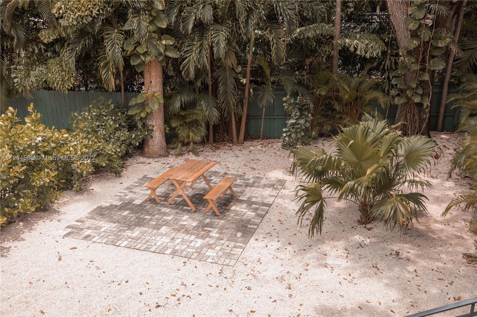 RACEYS PROPERTY - Residential Lease