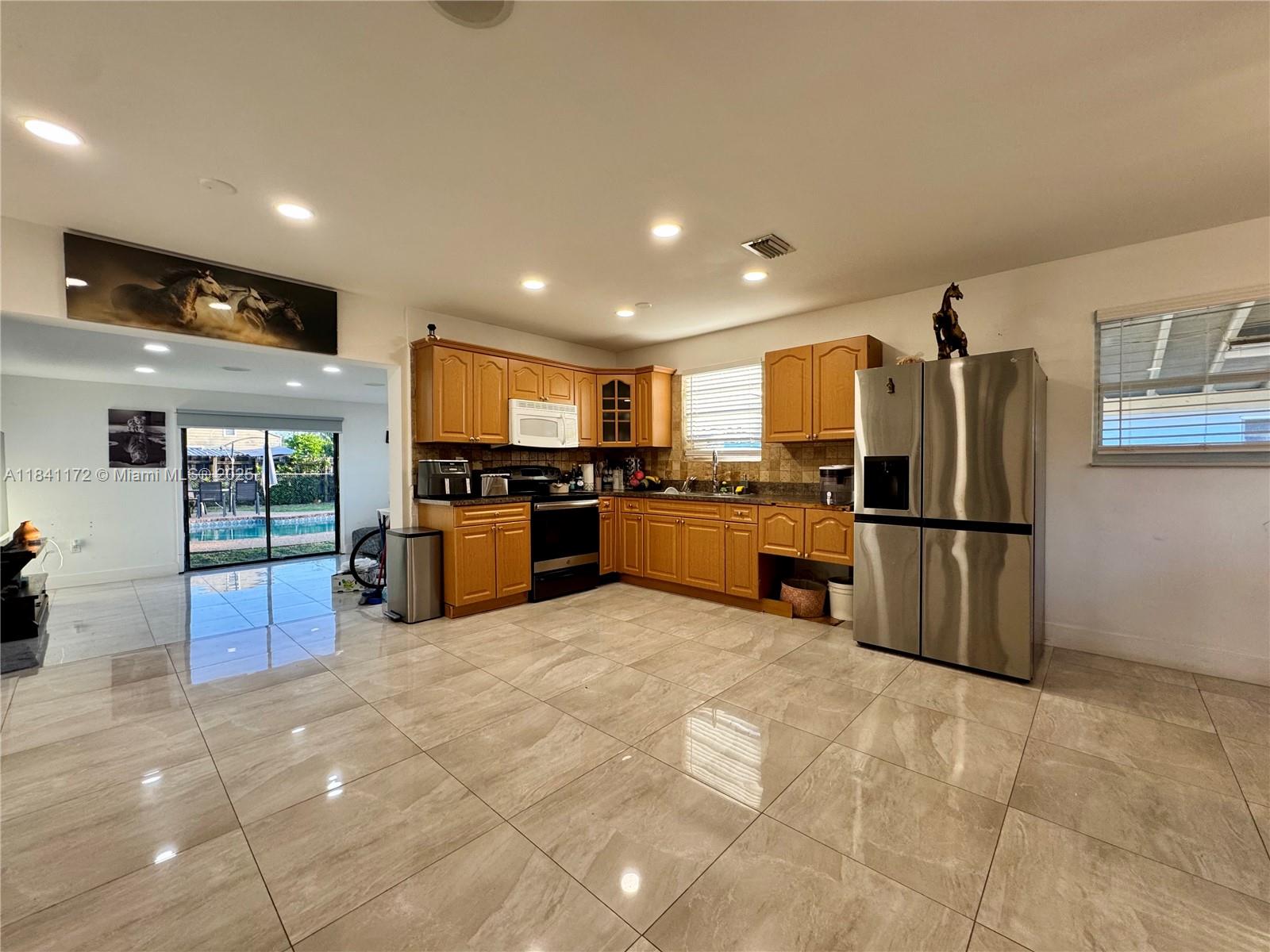 LAKE FOREST SEC 4 - Residential