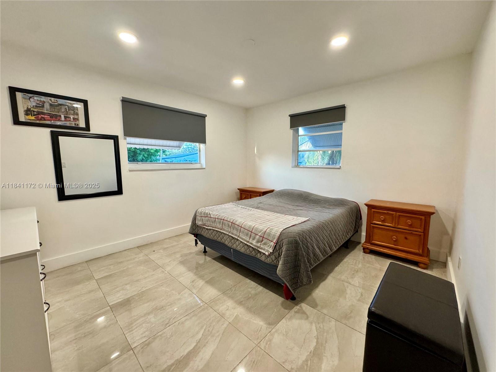 LAKE FOREST SEC 4 - Residential