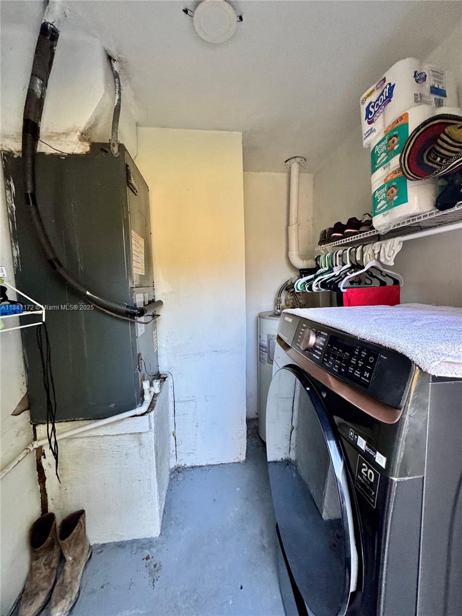 LAKE FOREST SEC 4 - Residential