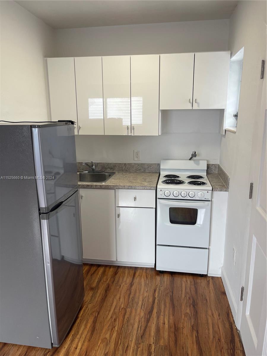 CORAL GABLES SEC L - Residential Lease