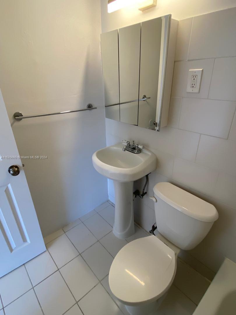 CORAL GABLES SEC L - Residential Lease