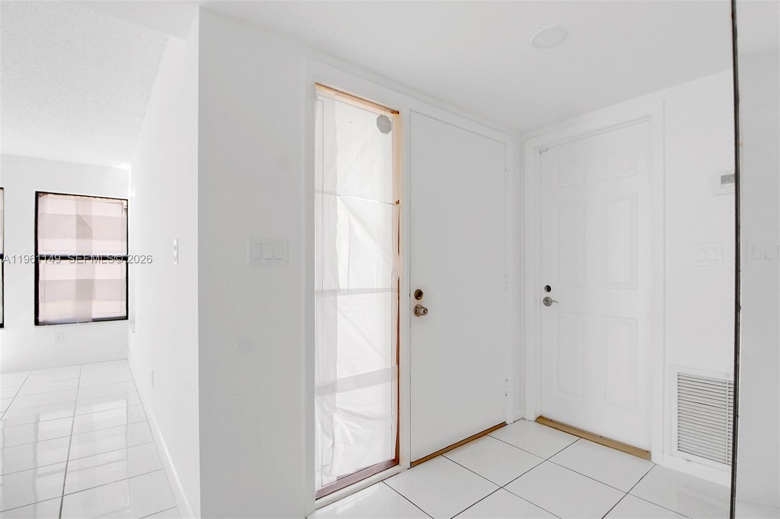 LIVE OAK OF THE HAMMOCKS - Residential