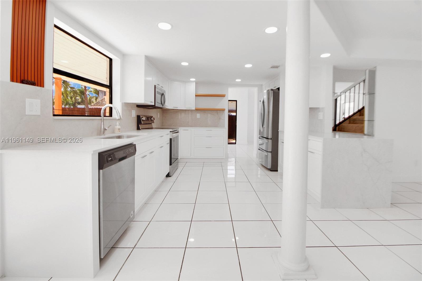 LIVE OAK OF THE HAMMOCKS - Residential