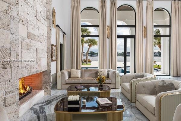 VENICE RESUB OF BLKS 5 & - Residential
