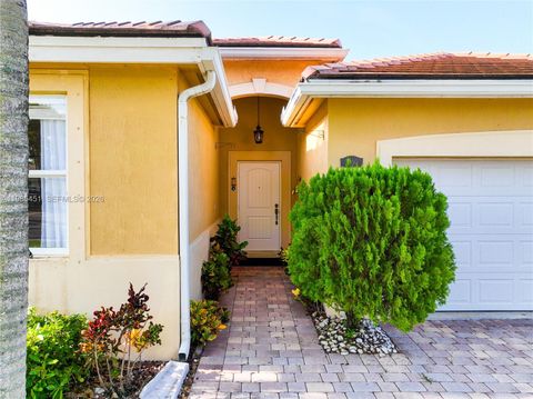 3090 SE 7th Ct Homestead FL 33033