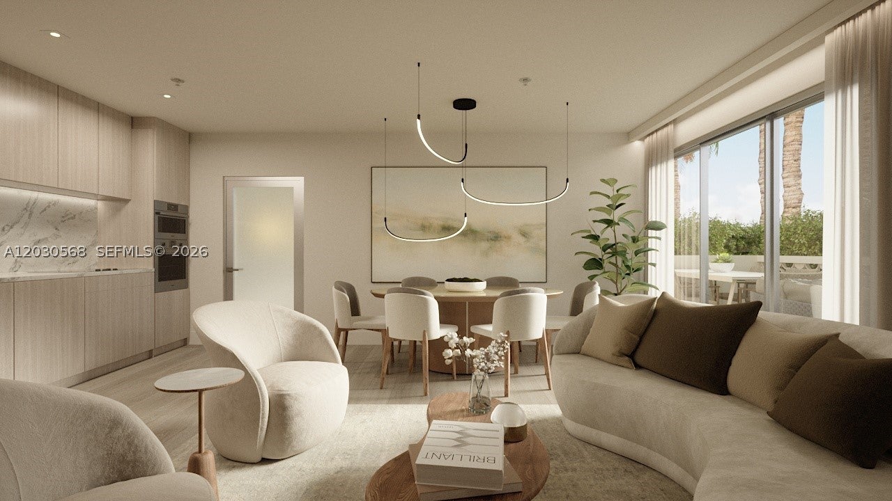 250 Collins Ave 110