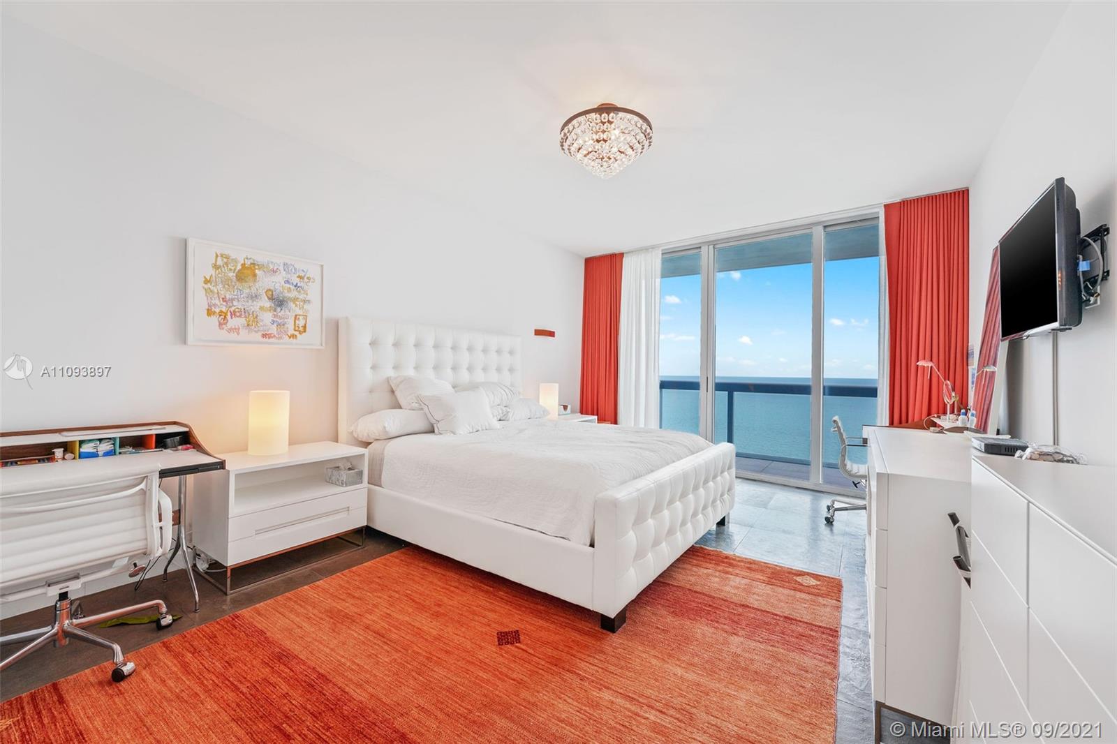 NORTH CARILLON BEACH COND - Residential