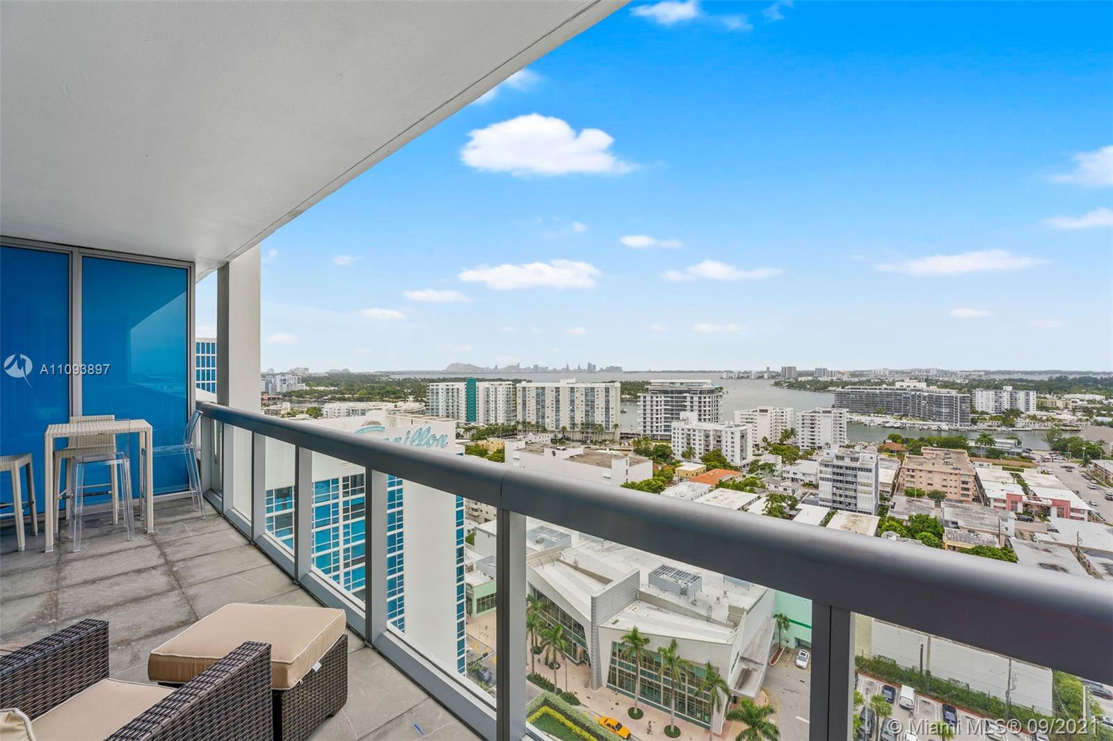 NORTH CARILLON BEACH COND - Residential