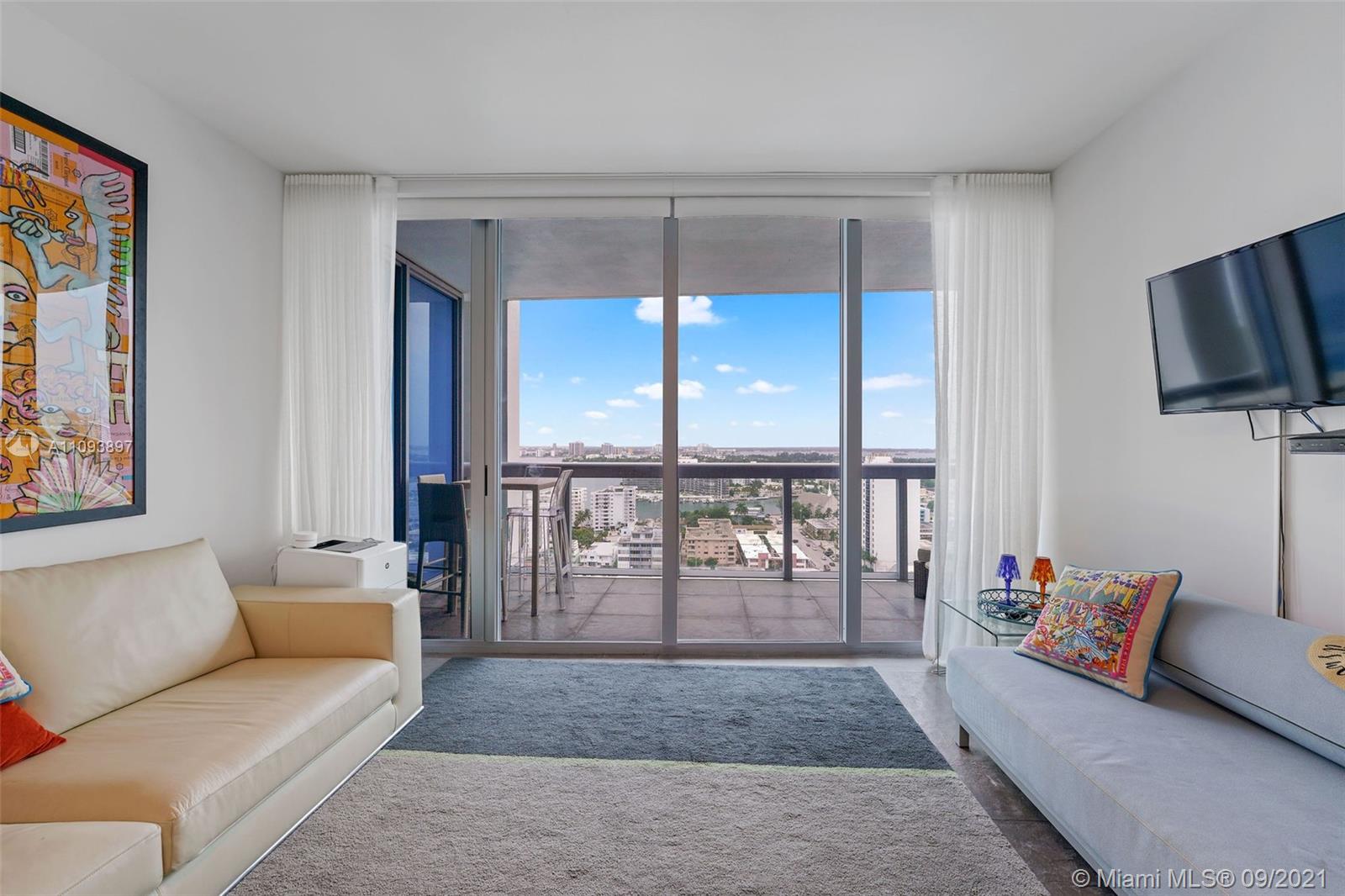 NORTH CARILLON BEACH COND - Residential