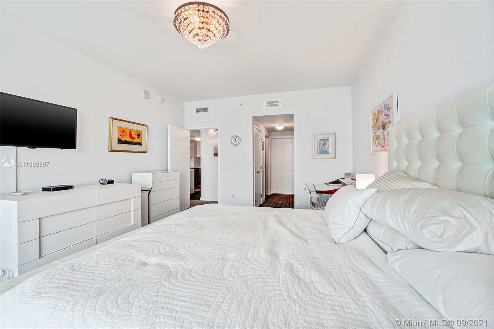 NORTH CARILLON BEACH COND - Residential