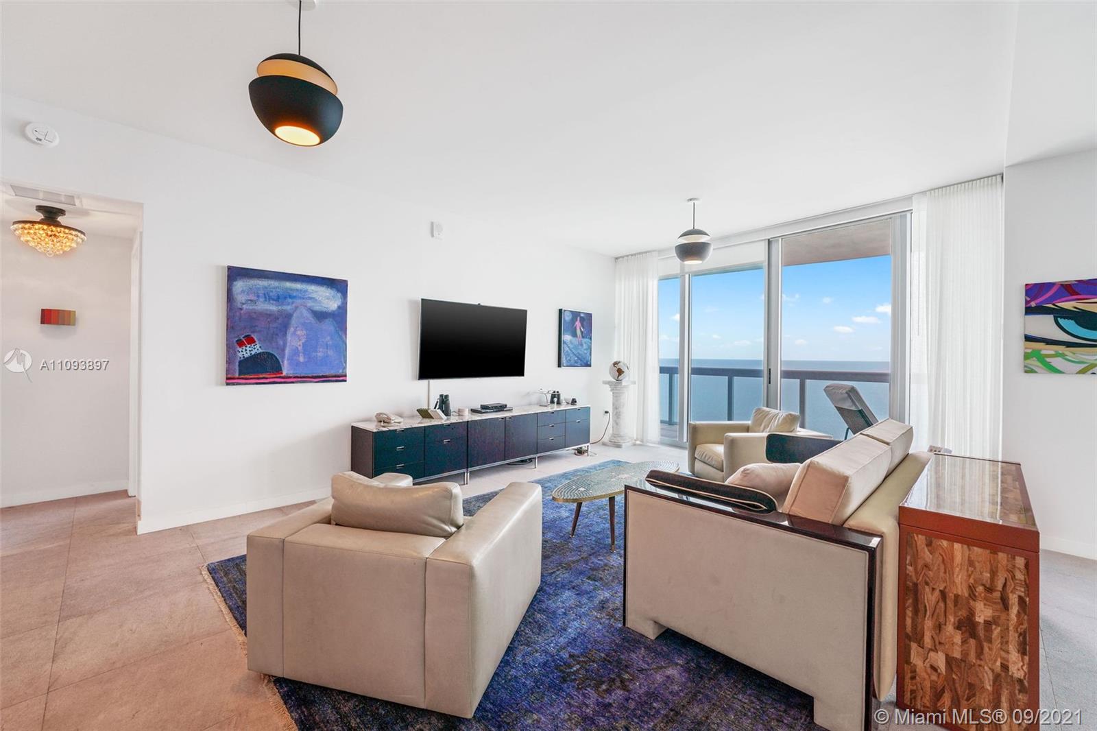 NORTH CARILLON BEACH COND - Residential