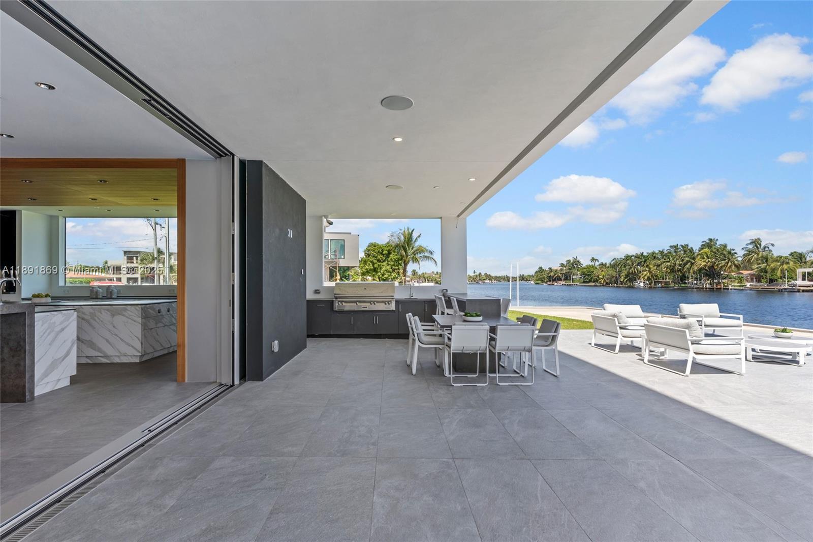 LAUDER GATE ISLES - Residential