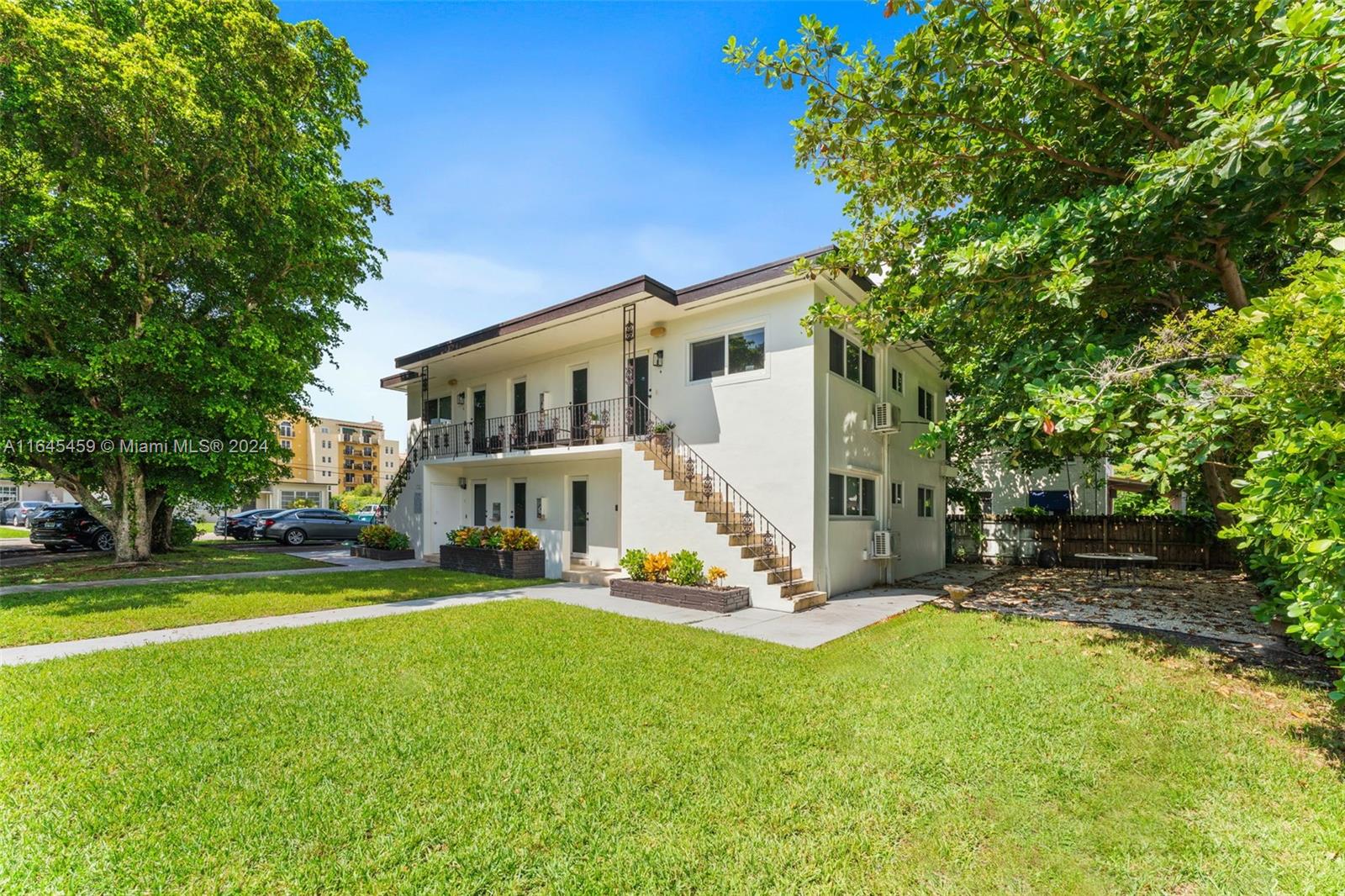 ANDERSON PARK - Residential Income