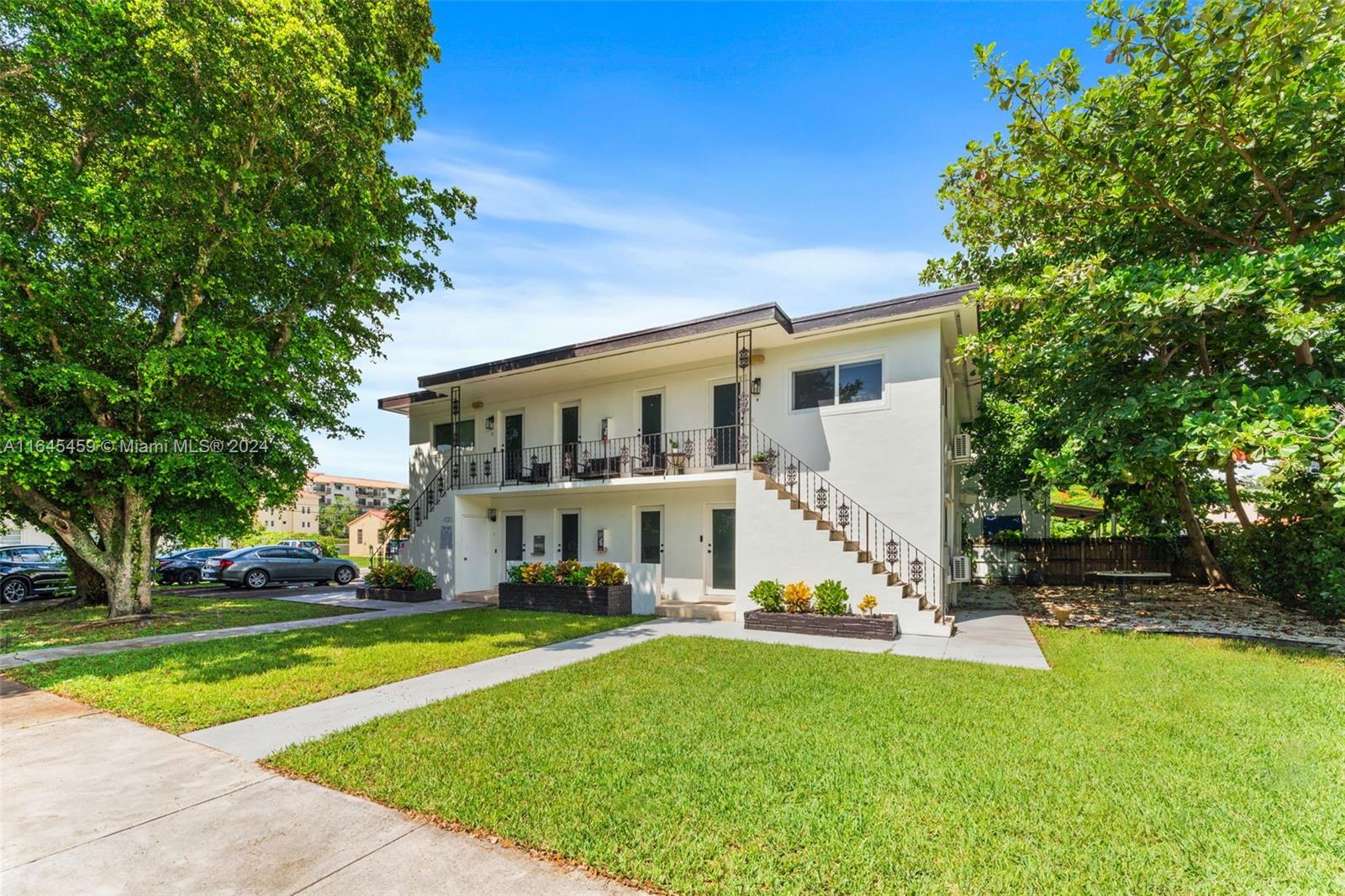 ANDERSON PARK - Residential Income