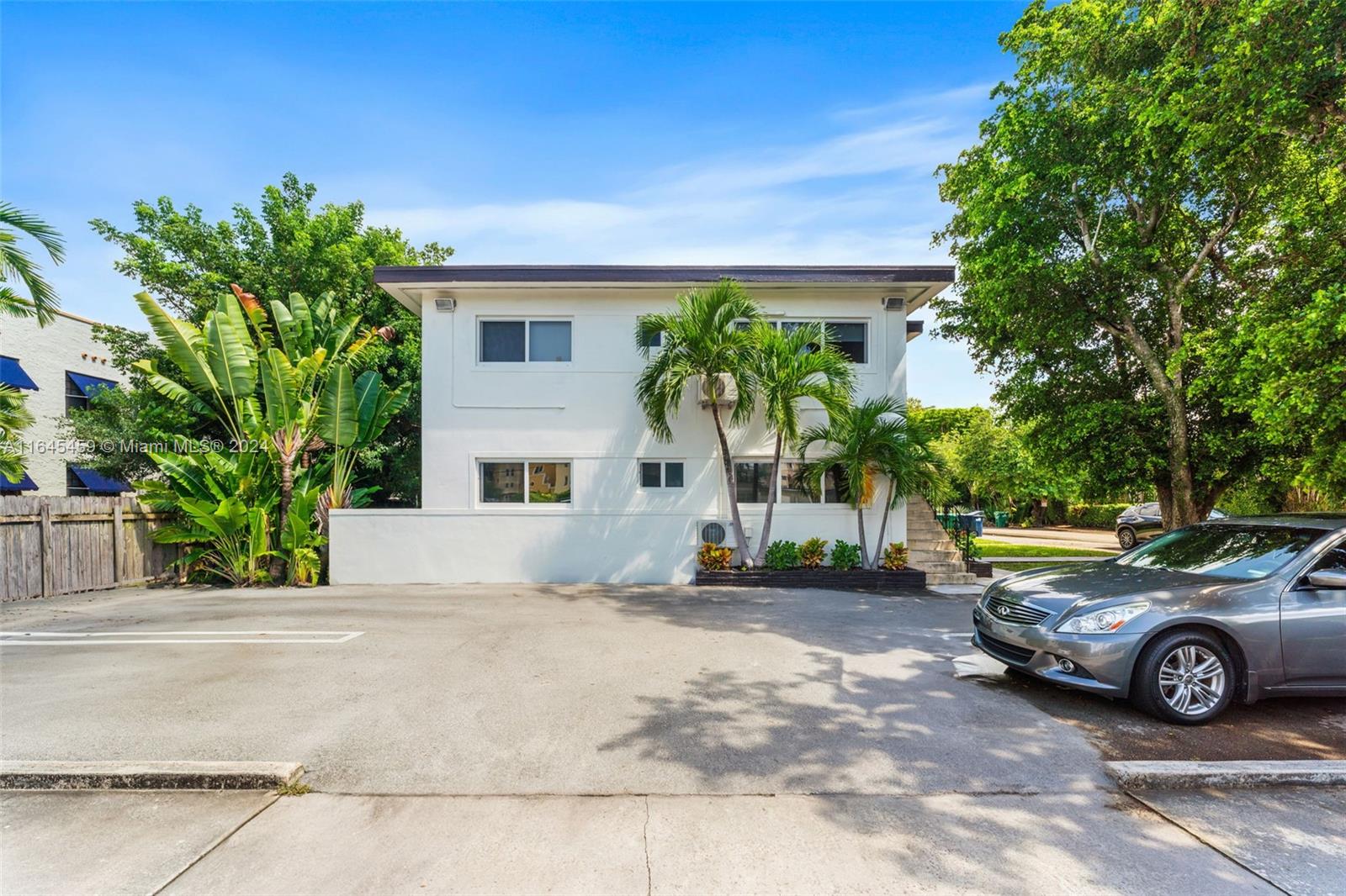 ANDERSON PARK - Residential Income