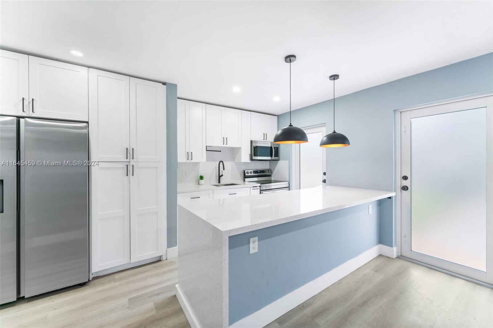 ANDERSON PARK - Residential Income