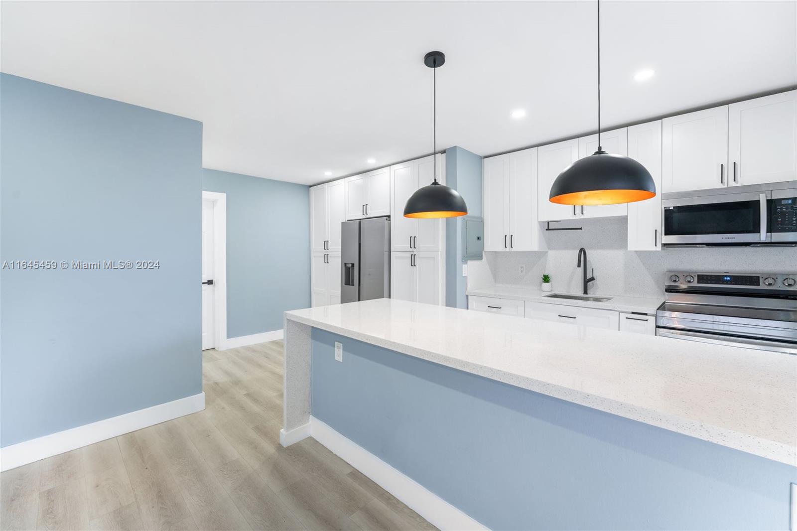 ANDERSON PARK - Residential Income