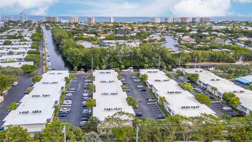 Don’t miss this incredible opportunity to own a condo in the exclusive, waterfront, guard-gated community of Bay Colony Club. Enjoy luxury amenities, including three clubhouses, a beautiful heated pool, two fully equipped gyms, pickleball and tennis courts, and dock space with unrestricted ocean access. This unit also features an in-unit washer and dryer, and offers the added benefit of immediate rental potential after purchase.