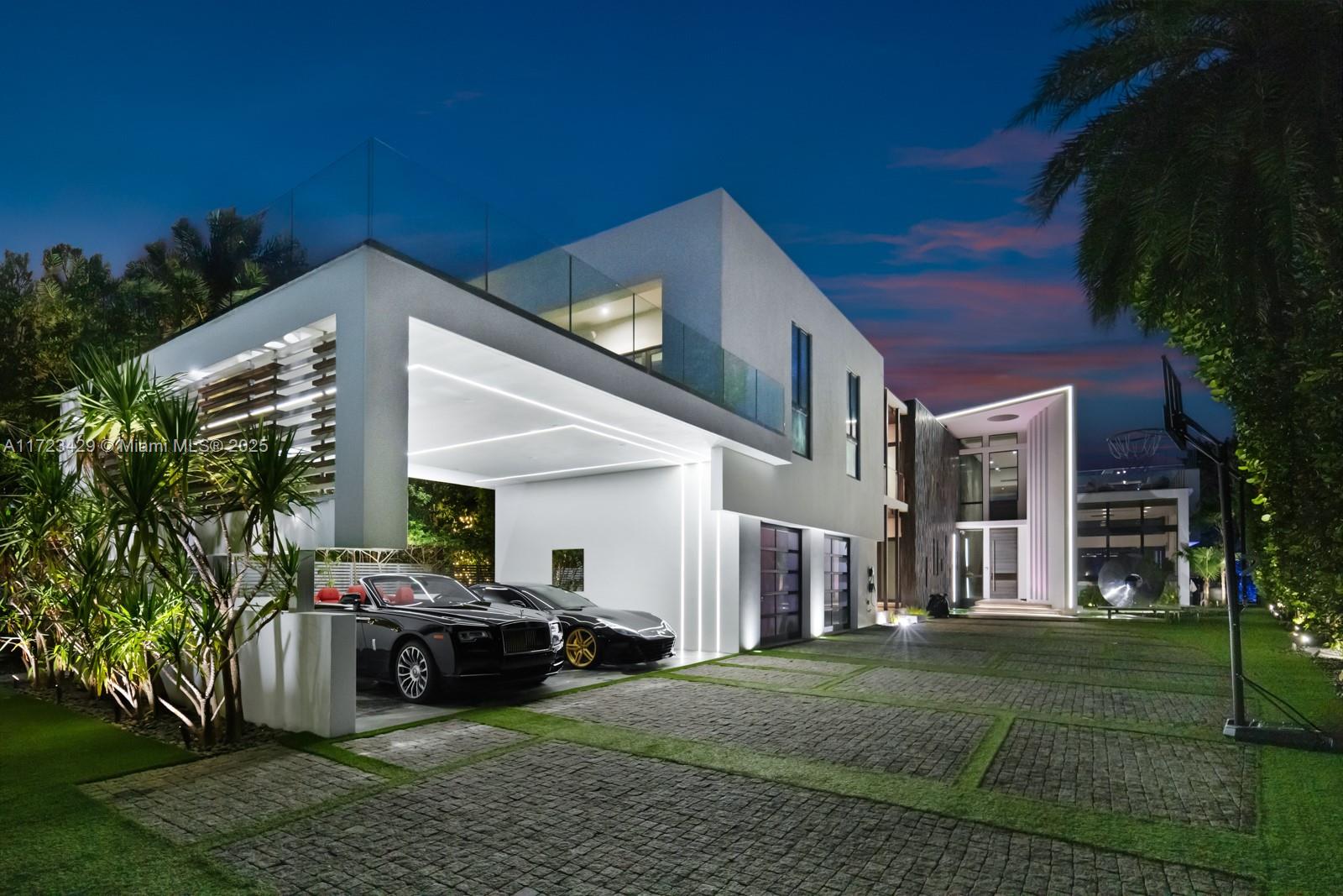 SURPRISE POINT - Residential