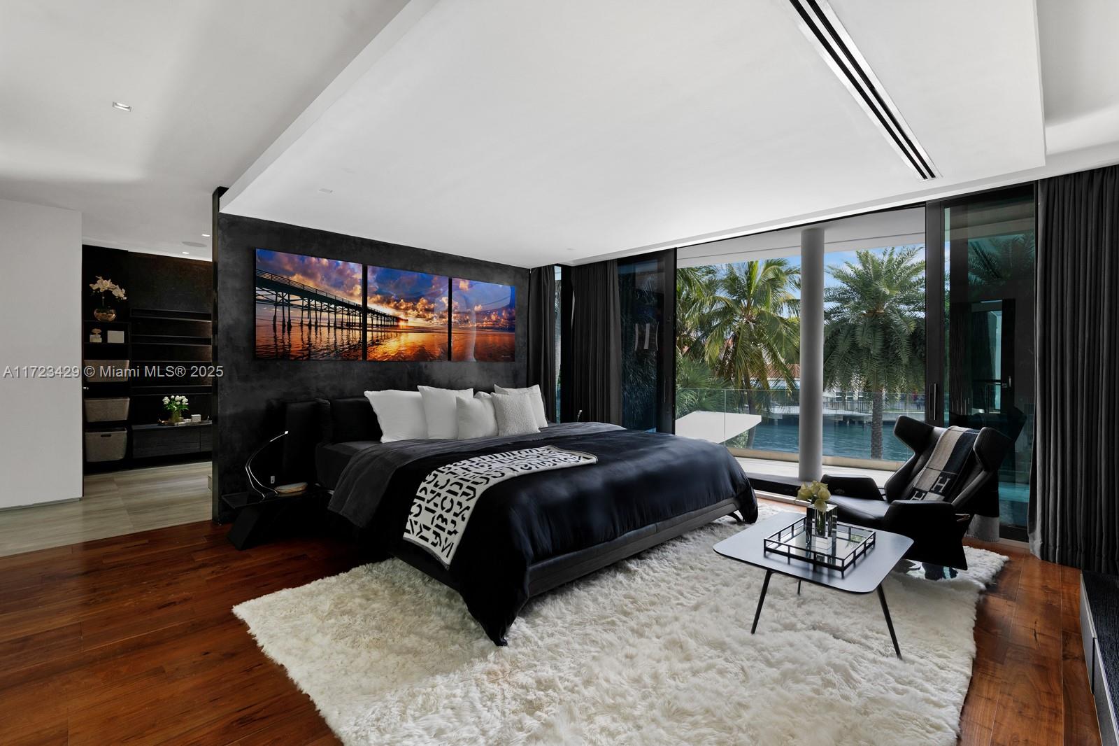 SURPRISE POINT - Residential