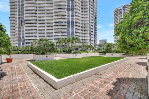 A home in Aventura