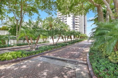 A home in Aventura