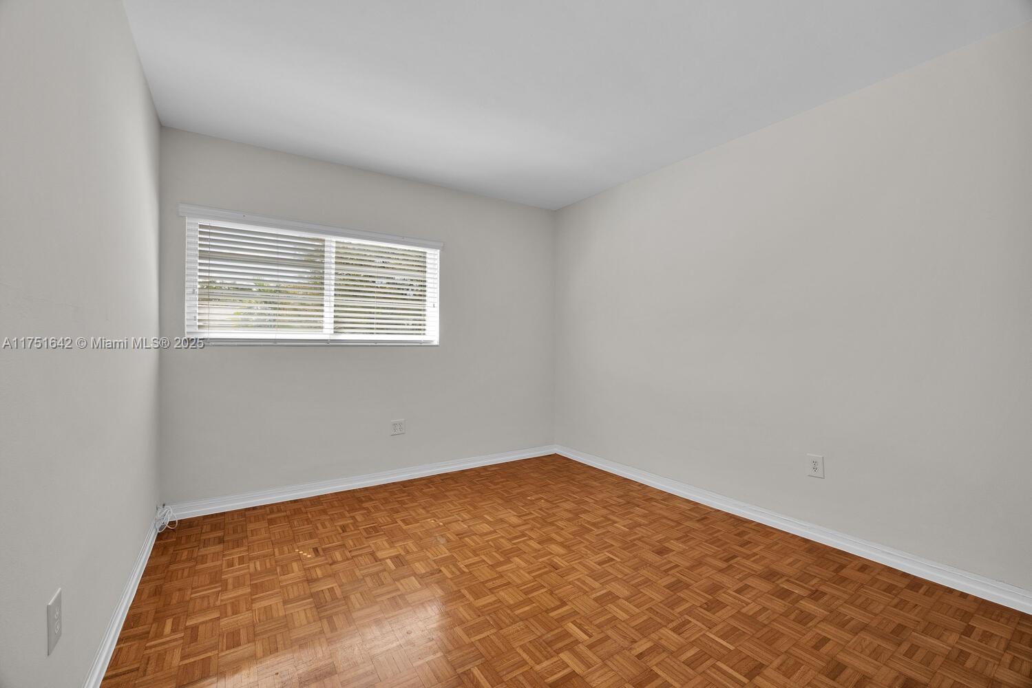 FOUNTAINVIEW MANOR CONDO - Residential Lease