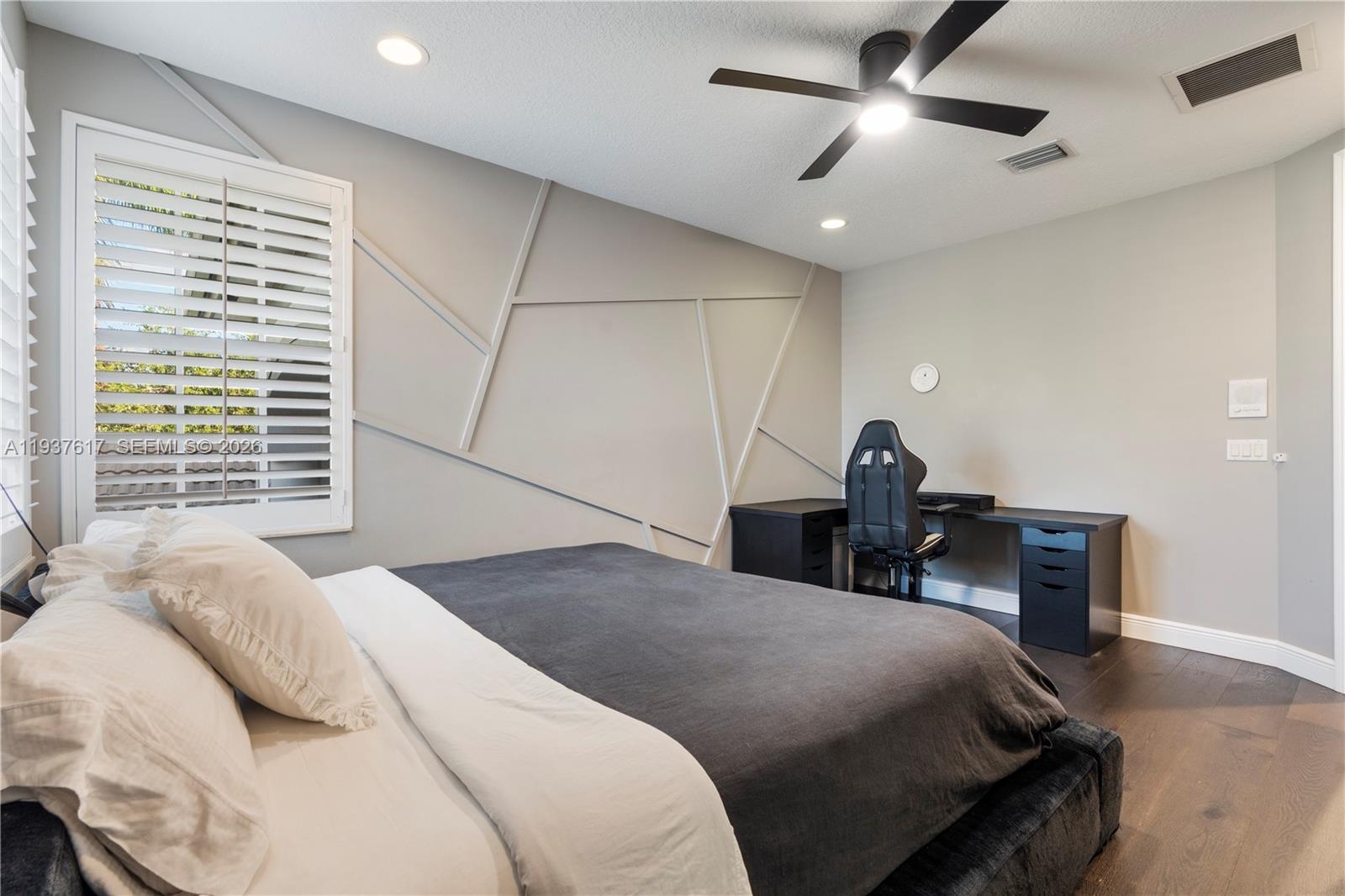 LONG LAKE RANCHES PLAT TW - Residential