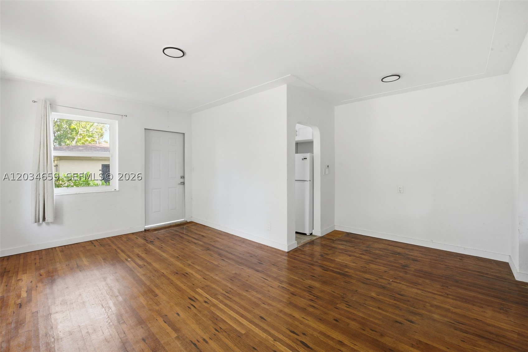 101 NW 74th St 4