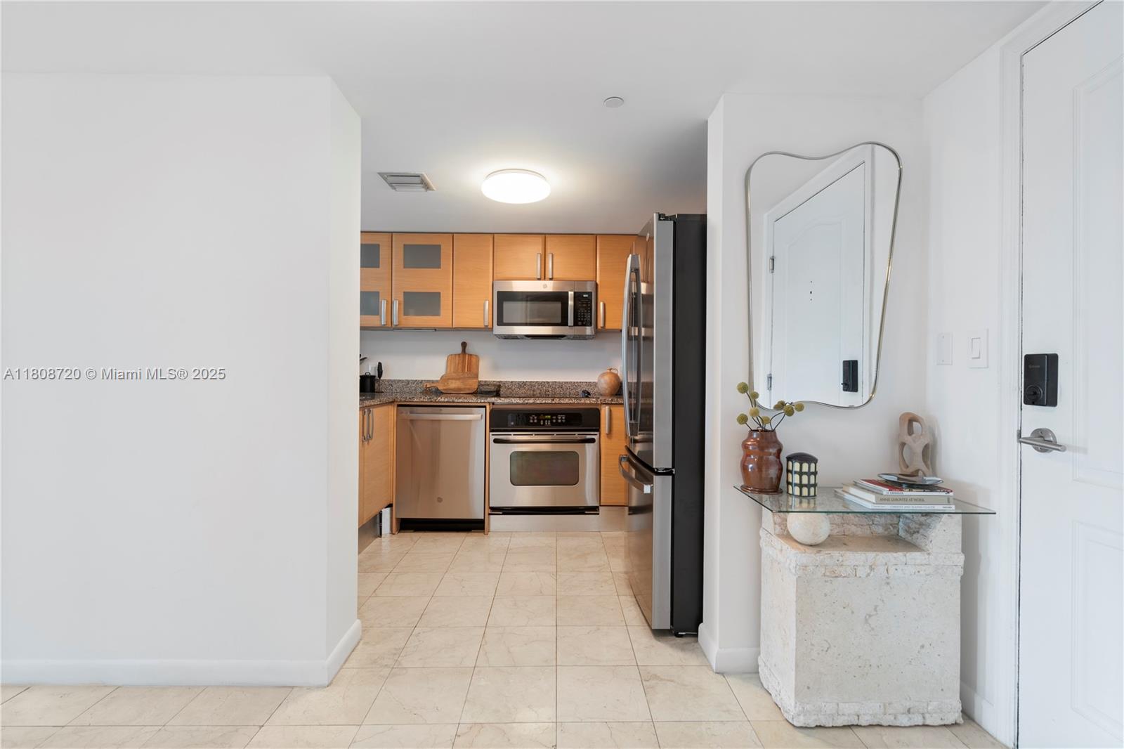 SKYLINE ON BRICKELL CONDO - Residential