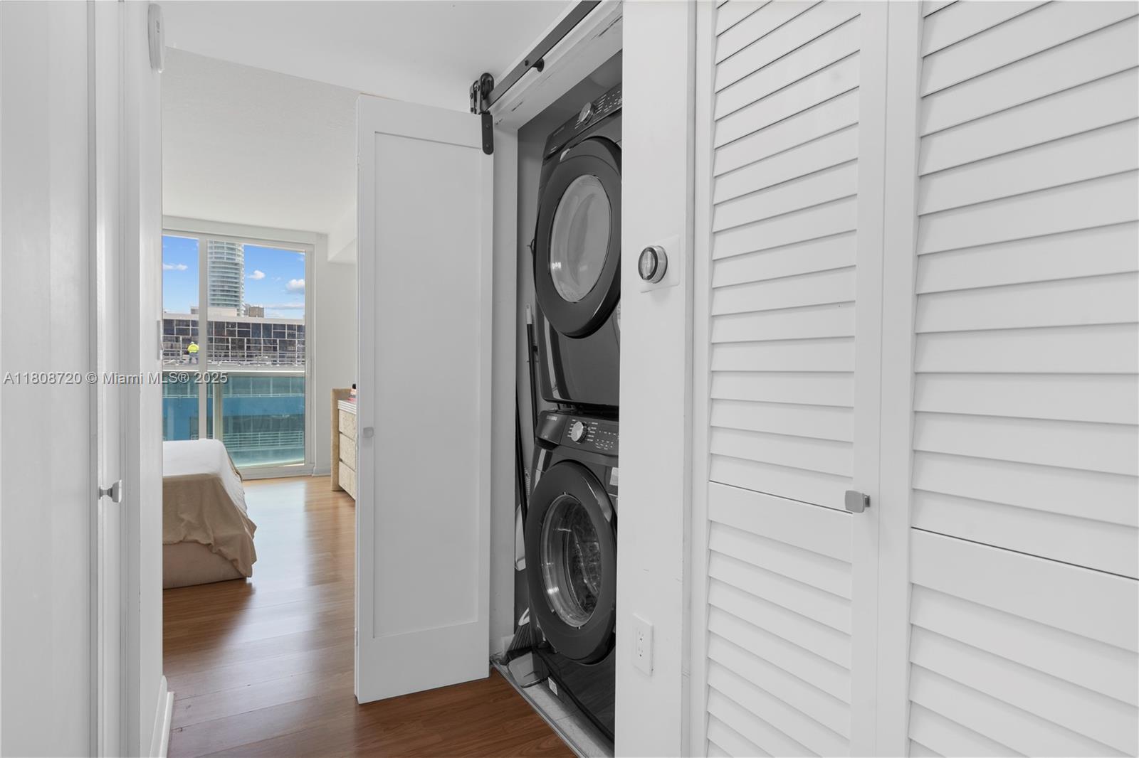 SKYLINE ON BRICKELL CONDO - Residential