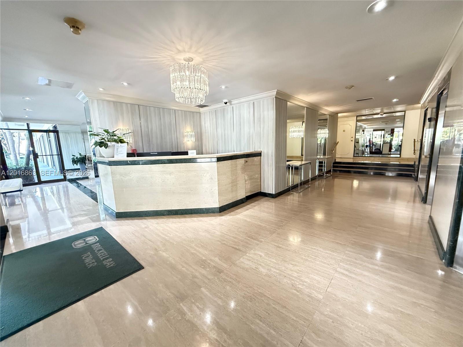 BRICKELL BAY TOWER CONDO - Residential