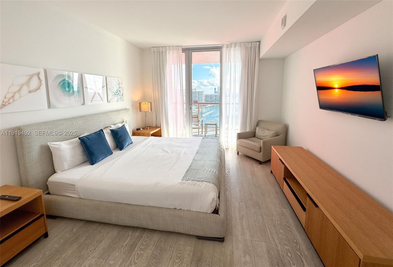 BEACHWALK CONDOMINIUM - Residential