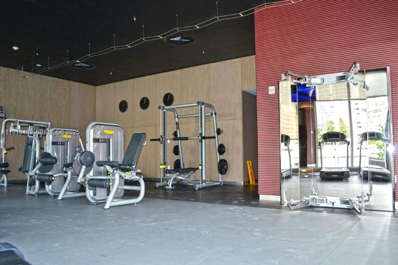 BEACHWALK CONDOMINIUM - Residential