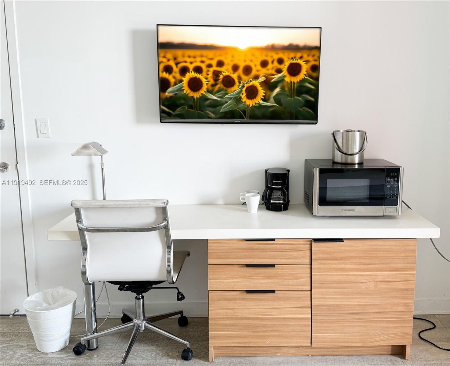 BEACHWALK CONDOMINIUM - Residential