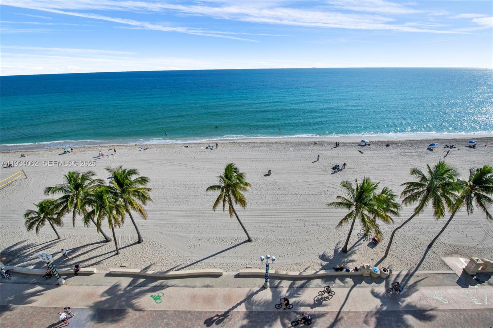 EDGEWATER BEACH TOWERS CO - Residential