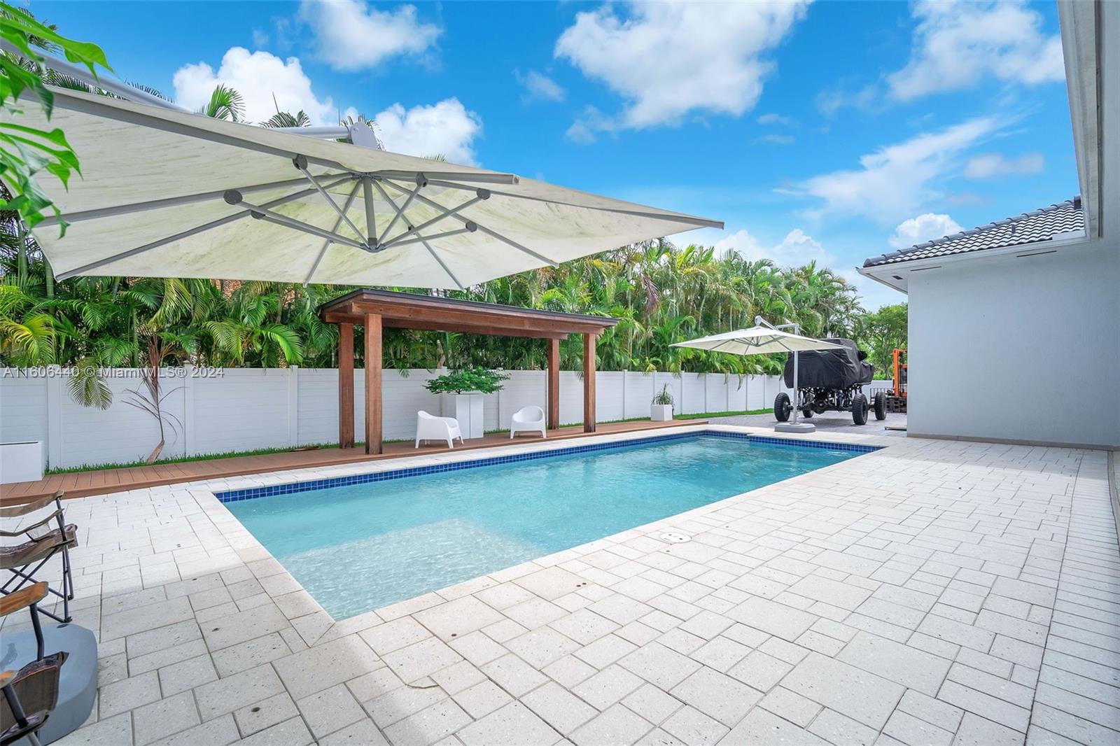 CASTELLON ESTATES SUBDIVI - Residential