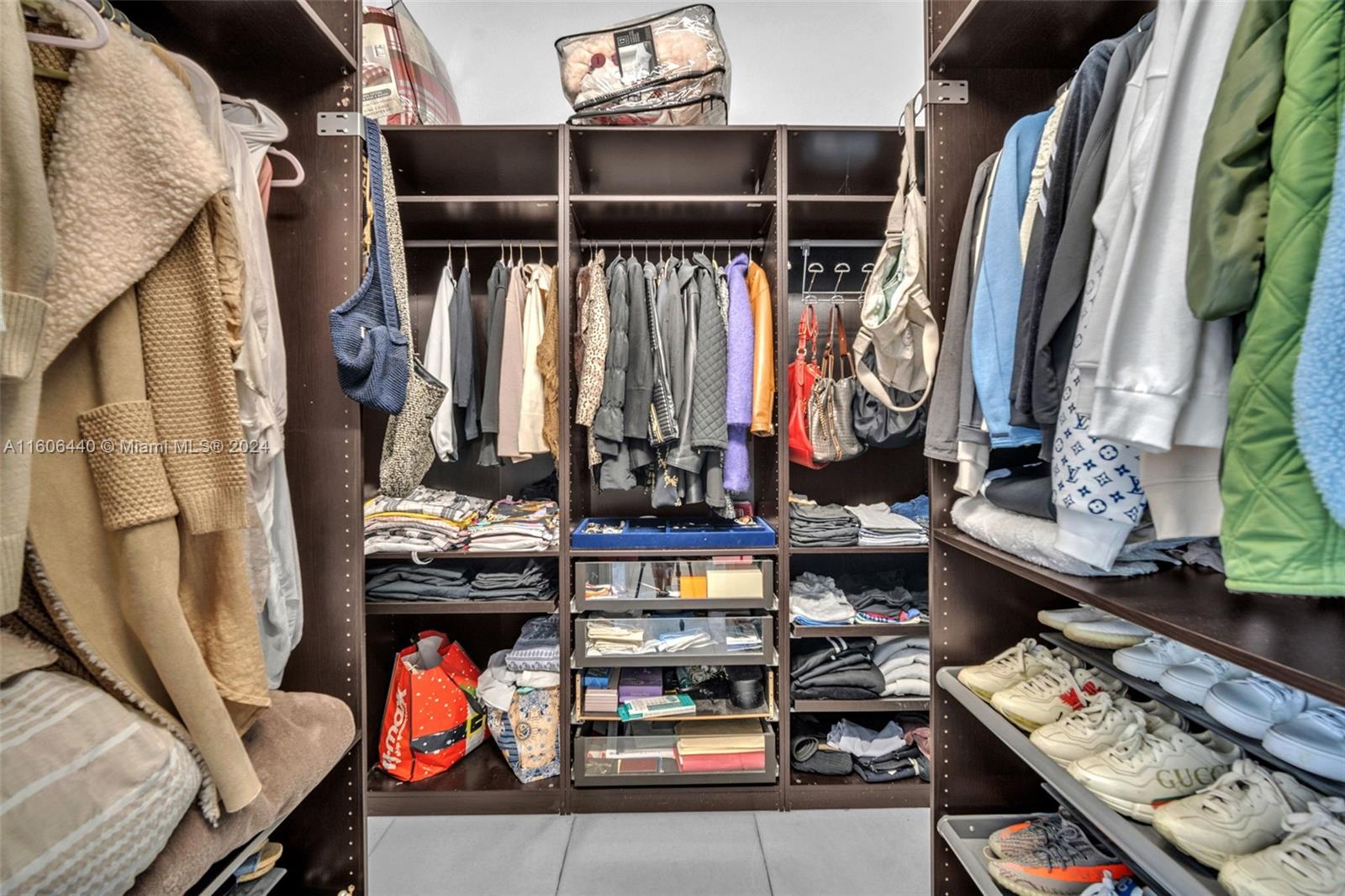 CASTELLON ESTATES SUBDIVI - Residential