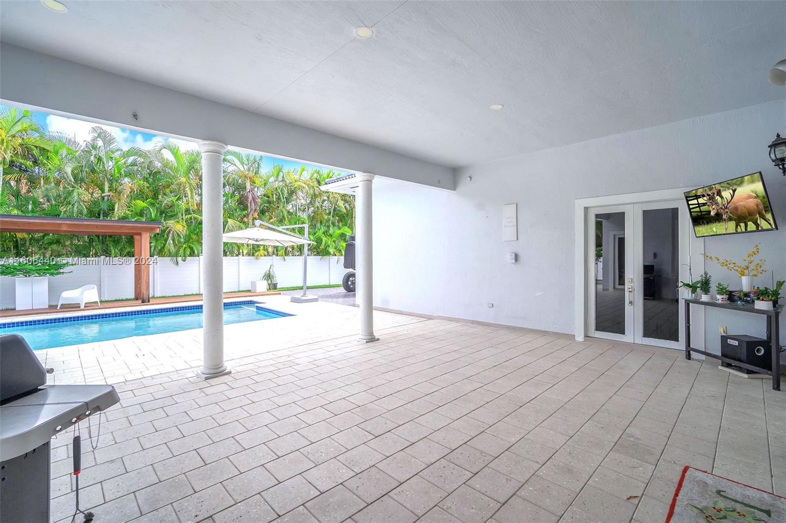 CASTELLON ESTATES SUBDIVI - Residential