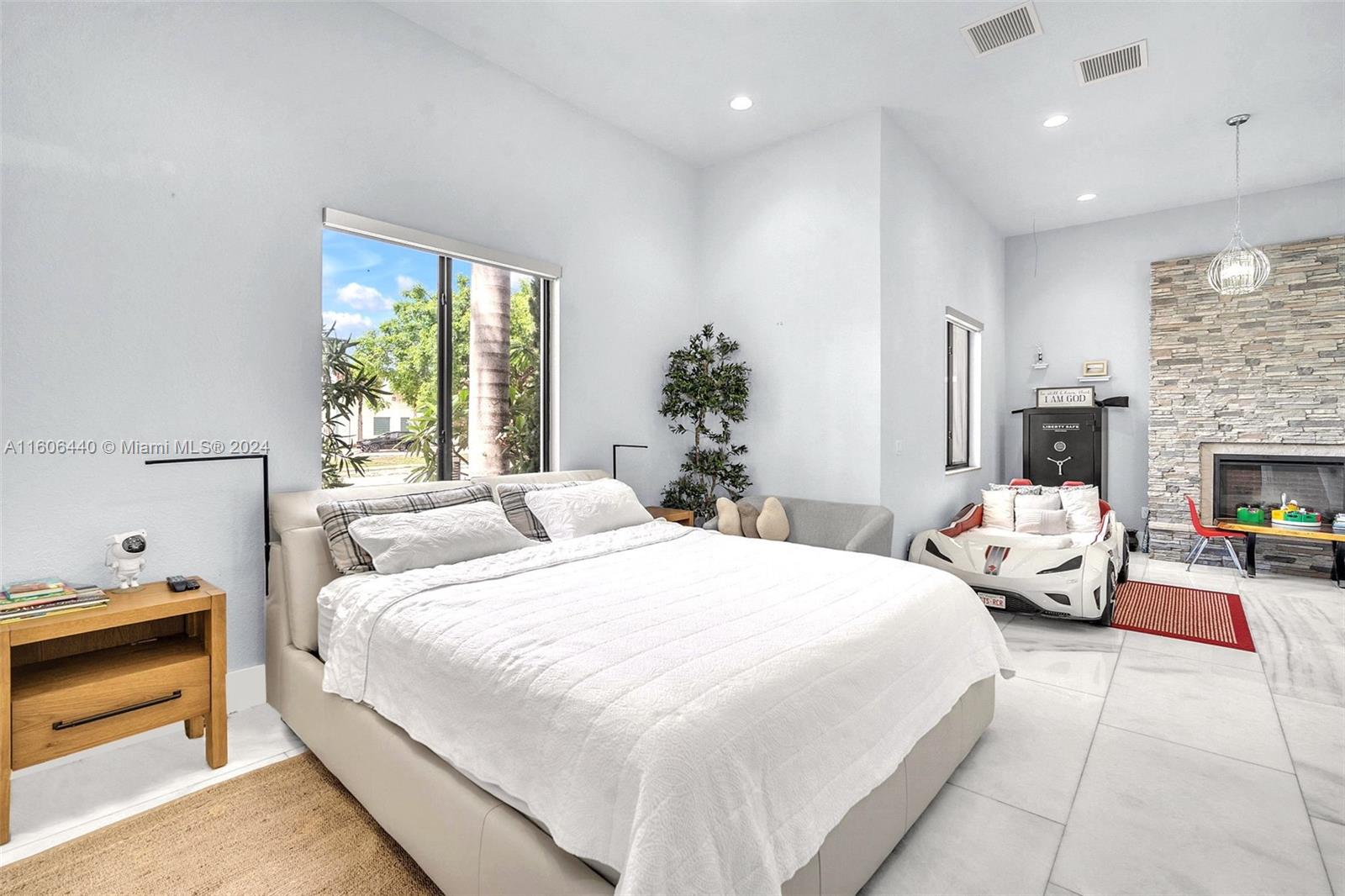 CASTELLON ESTATES SUBDIVI - Residential