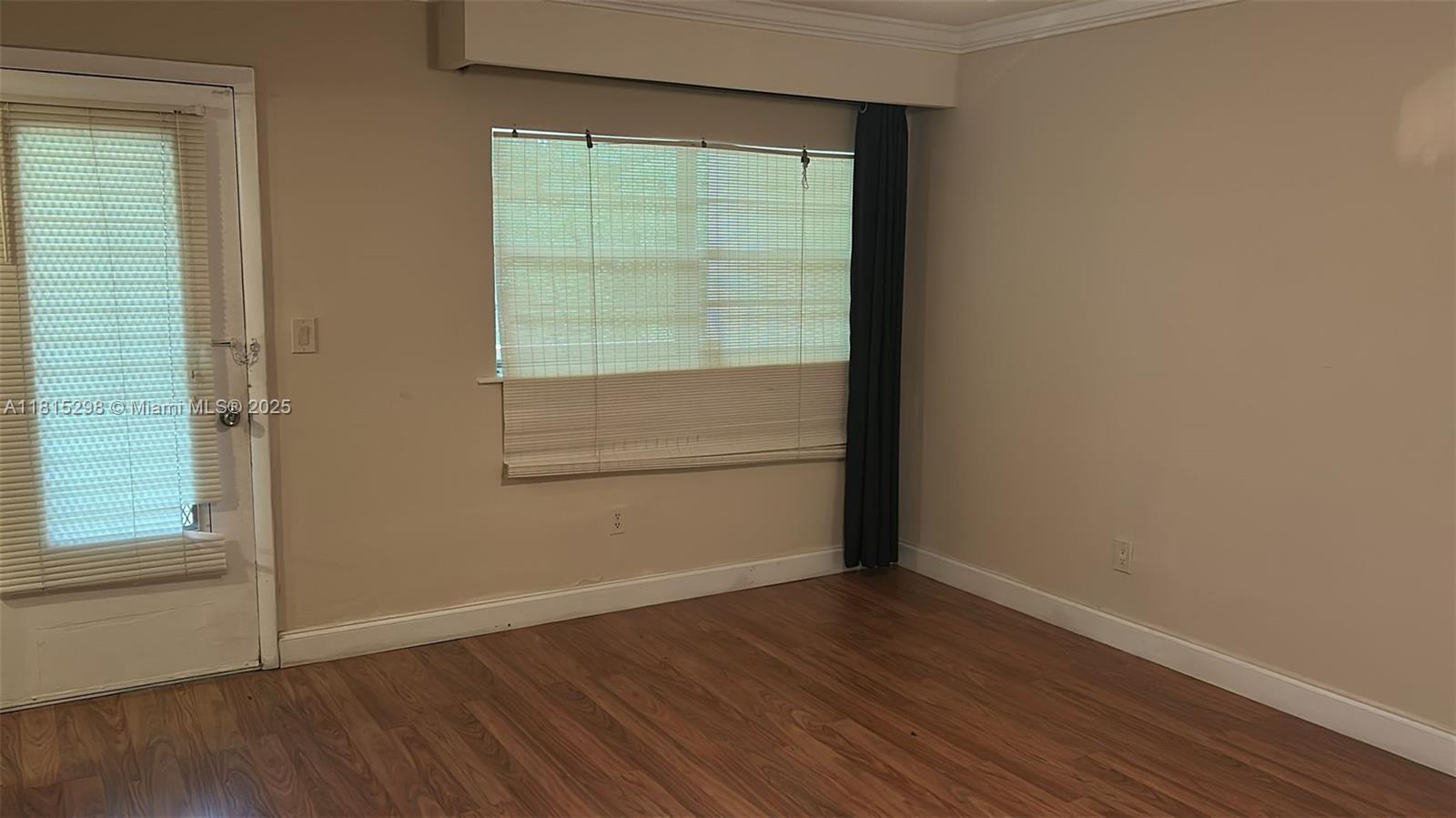 SUTTON HOUSE CONDO - Residential Lease