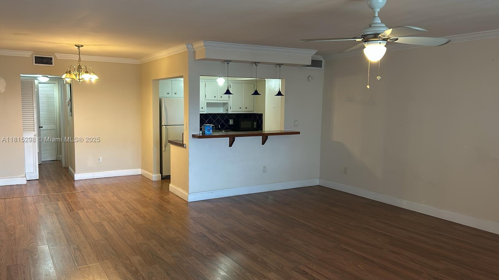 11855 Ne 19th Dr 47, North Miami, Miami-Dade County, Florida - 1 Bedrooms  
2 Bathrooms - 