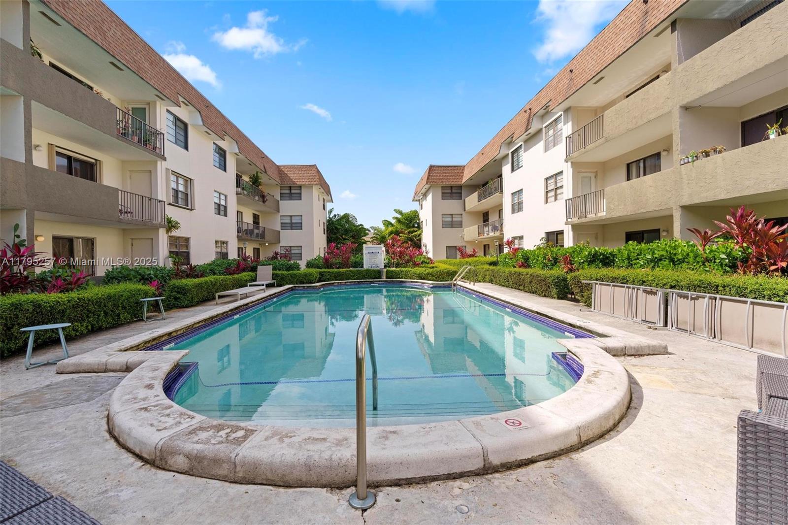 MIAMI SHORES CONDO - Residential Lease